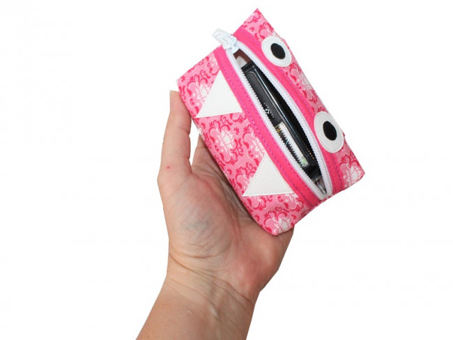 Pumpentasche als MiniMonster kleine weiße Ornamente auf pink/rosa